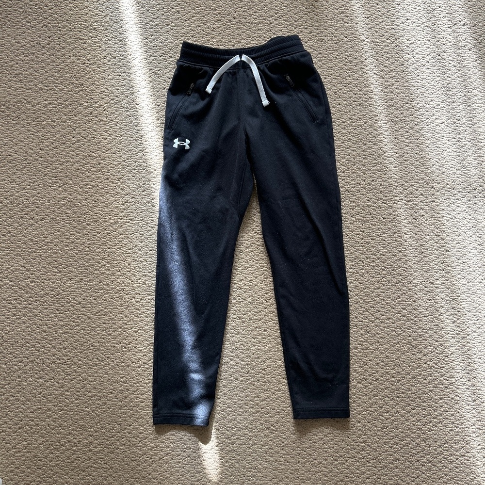 Youth under armour taper leg athletic pants